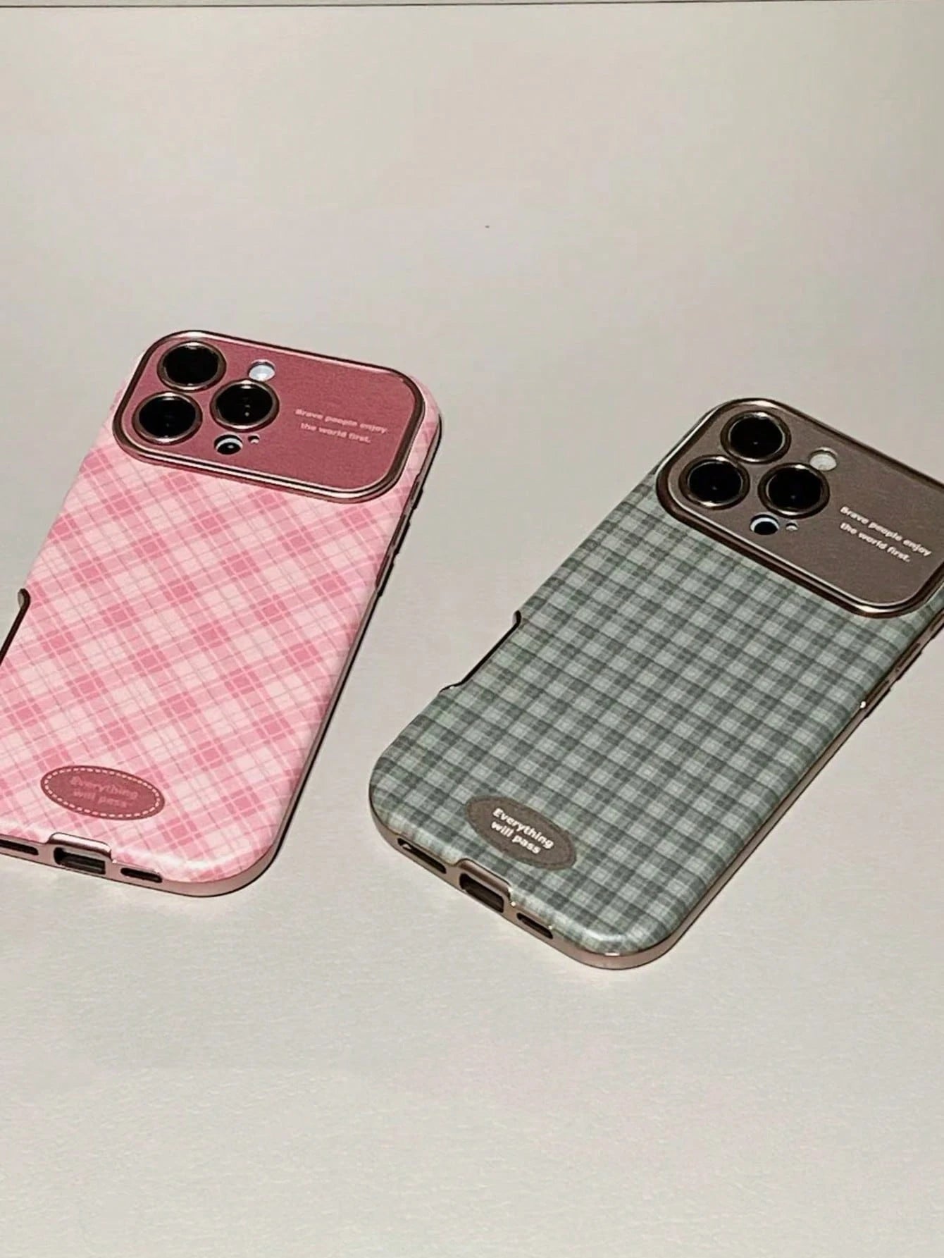 Minimalist Ins Plaid Checkered Couple Phone Case Compatible With Apple 17 Pro Max, 16 Pro, 13, 14 Pro, 15 Pro, Niche Full Coverage Leather Shockproof Soft Shell
