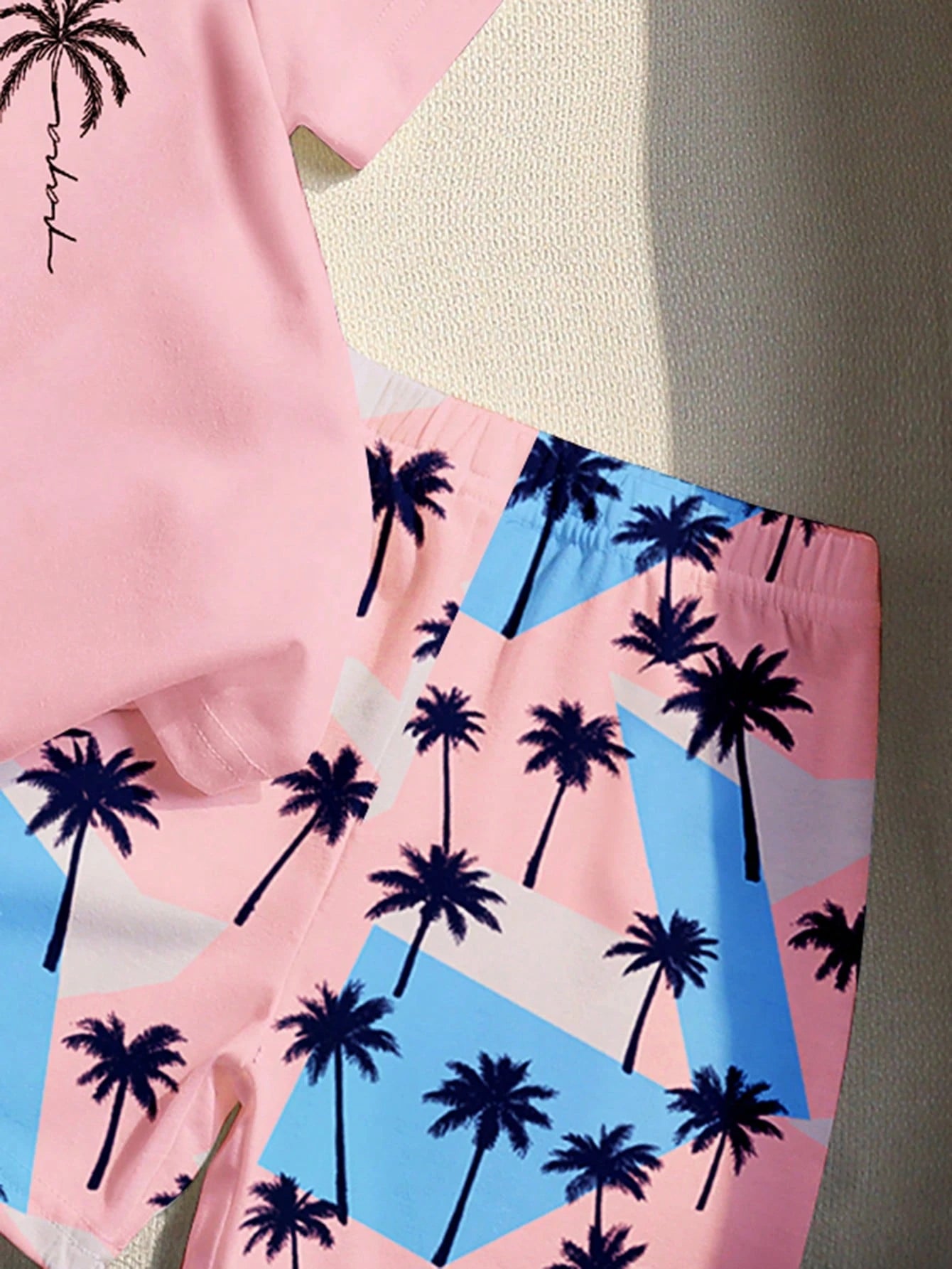 Playful Pals 1 Set Toddler Boys' 2-Piece Pink Summer Cute Outfit,Coconut Tree & Letter Print Knit T-Shirt And Matching Shorts For Beach,Vacation,Holiday Outdoor