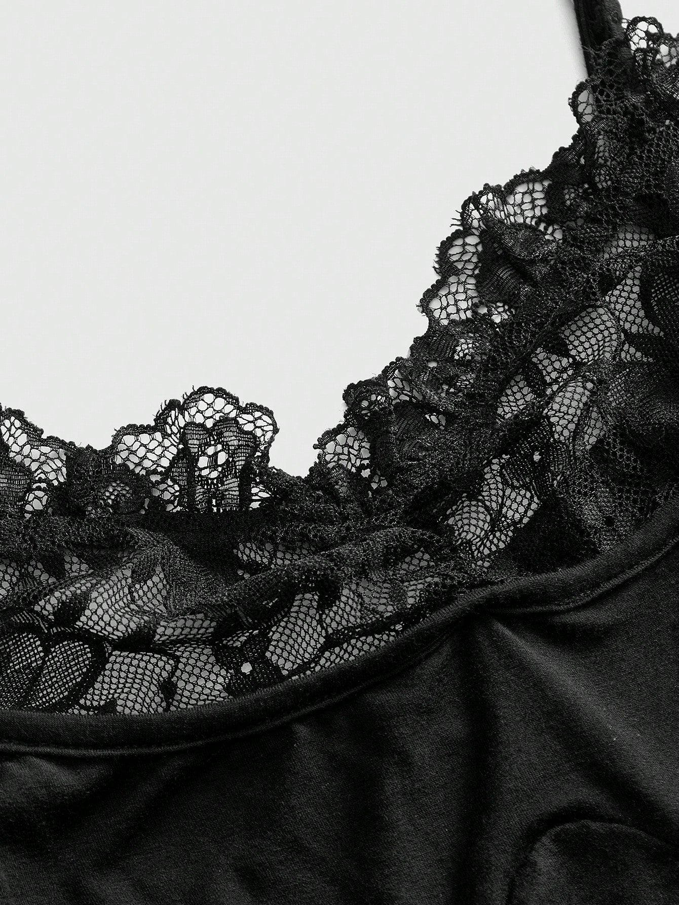 ROMWE Goth Plus Size Sexy Butterfly Lace Patchwork Minimalist Versatile Long Camisole Top