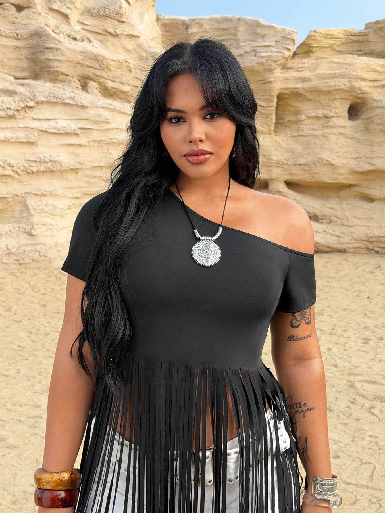 Rustia Plus Size Women Casual Vacation Short Sleeve Tassel T-Shirt