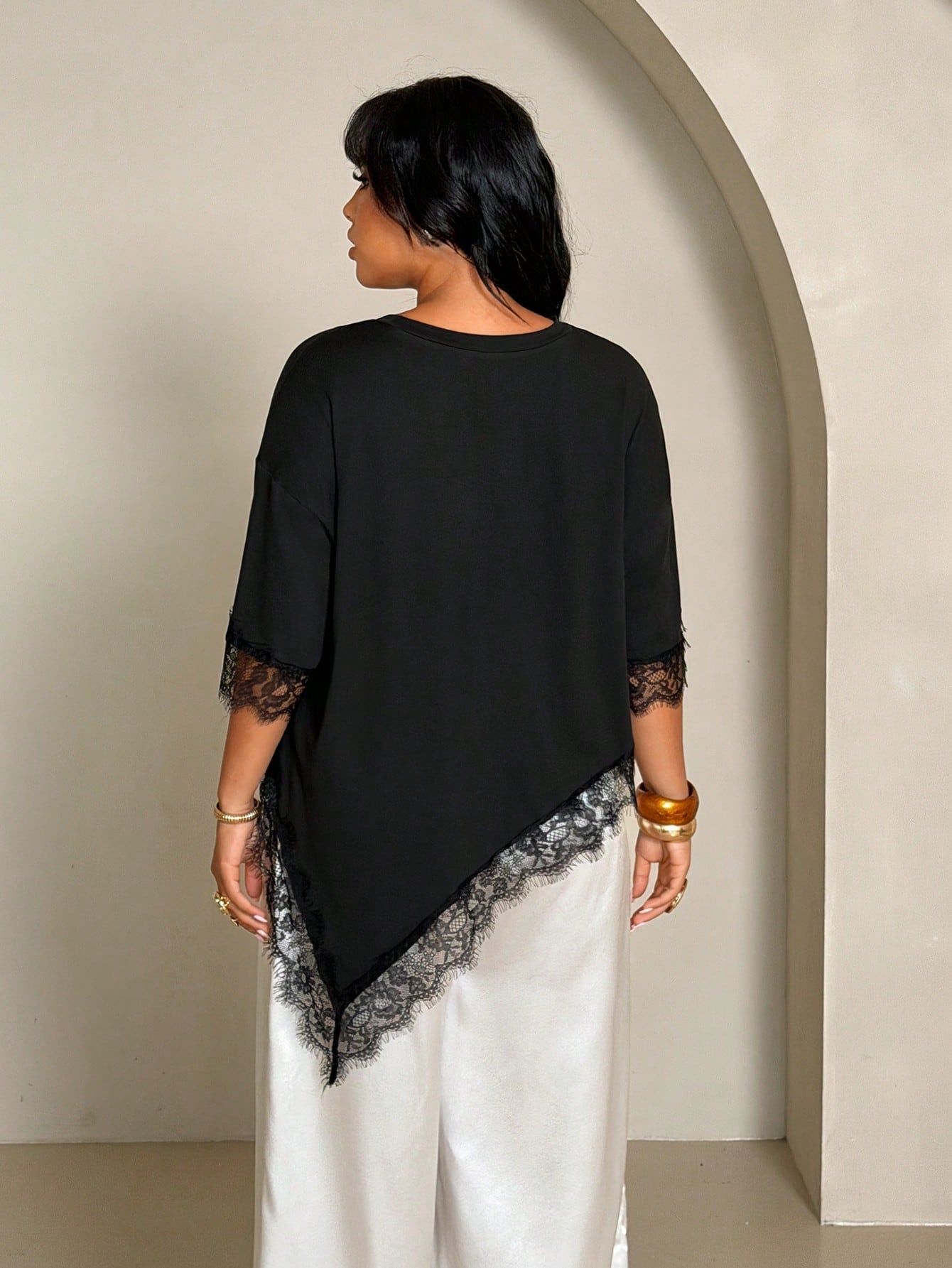 Rustia Plus Size Women Solid Color Lace Patchwork Casual T-Shirt