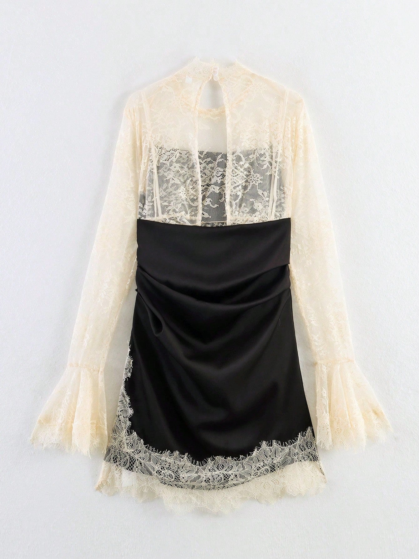 Sexy Lace Patchwork Dress, Contrast Color Bell Sleeve Short Dress, Fashionable Elegant Women Evening Gown Party Spring Black