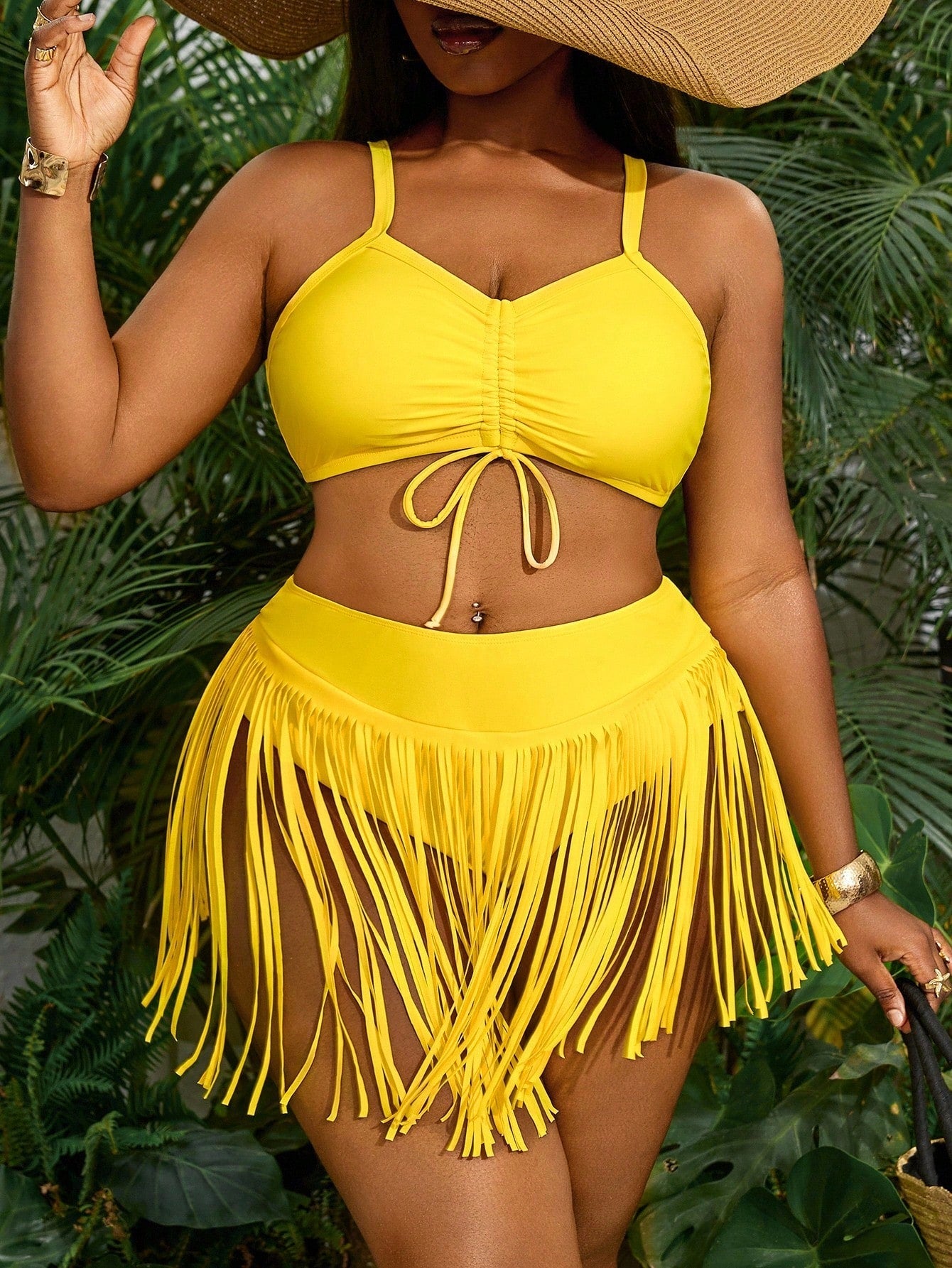 Slaydiva Plus Size Women 2pcs Set Halter Bandeau Top And Fringed Shorts Swimsuit, Beach Vacation Outfit For Summer