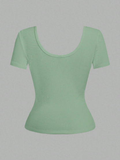 Slaydiva Plus Size Women Solid Color Ruched Fitted Versatile Casual Short Sleeve T-Shirt Formal Holiday Sage Green Summer