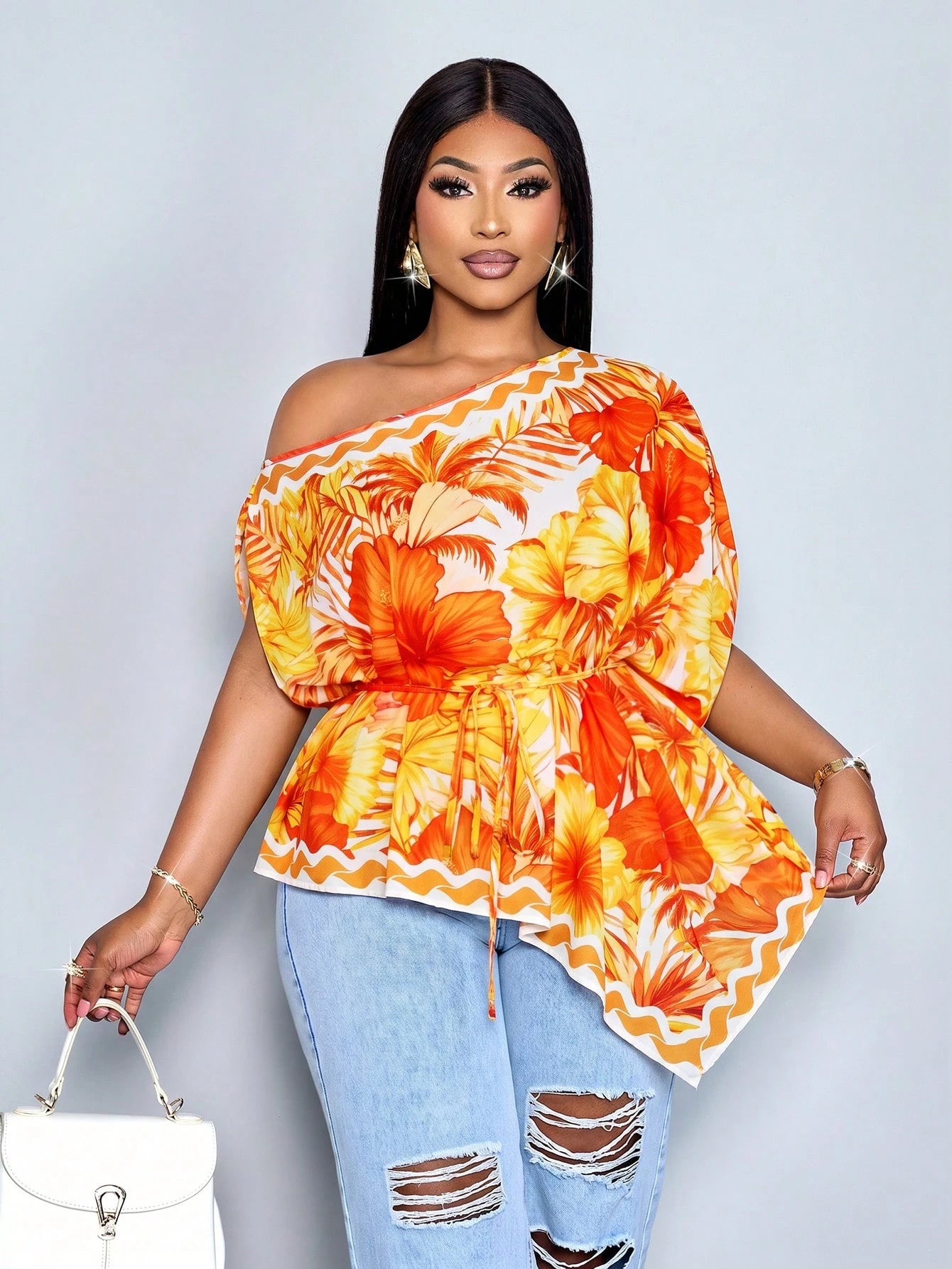 SOLERSUN Plus-Size Women's Fashionable Loose-Fitting Casual Tropical One-Shoulder Blouse Black And White Color-Blocking Asymmetrical Neckline Summer Beach