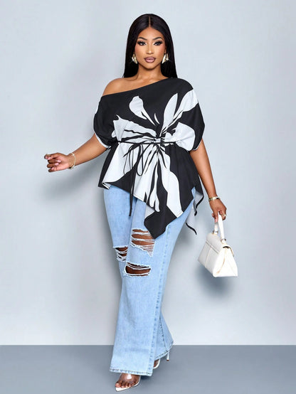 SOLERSUN Plus-Size Women's Fashionable Loose-Fitting Casual Tropical One-Shoulder Blouse Black And White Color-Blocking Asymmetrical Neckline Summer Beach