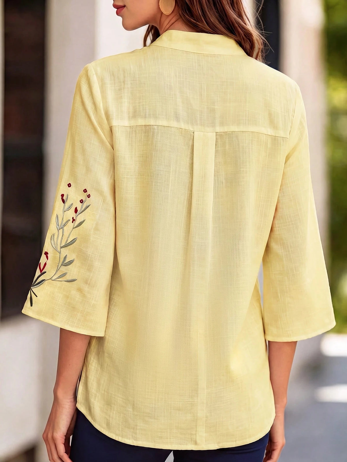 Summer Casual Women's Blue Short Sleeve Shirt Collar Top, Decorated With Exquisite Floral Embroidery, Suitable For Casual Vacation Wear