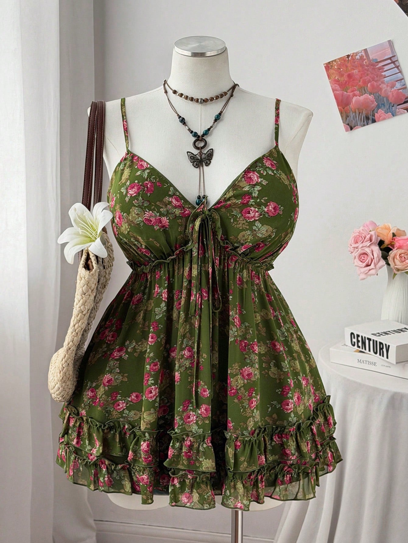 Sweetra Plus Size Casual Nature-Inspired Chiffon Printed Camisole
