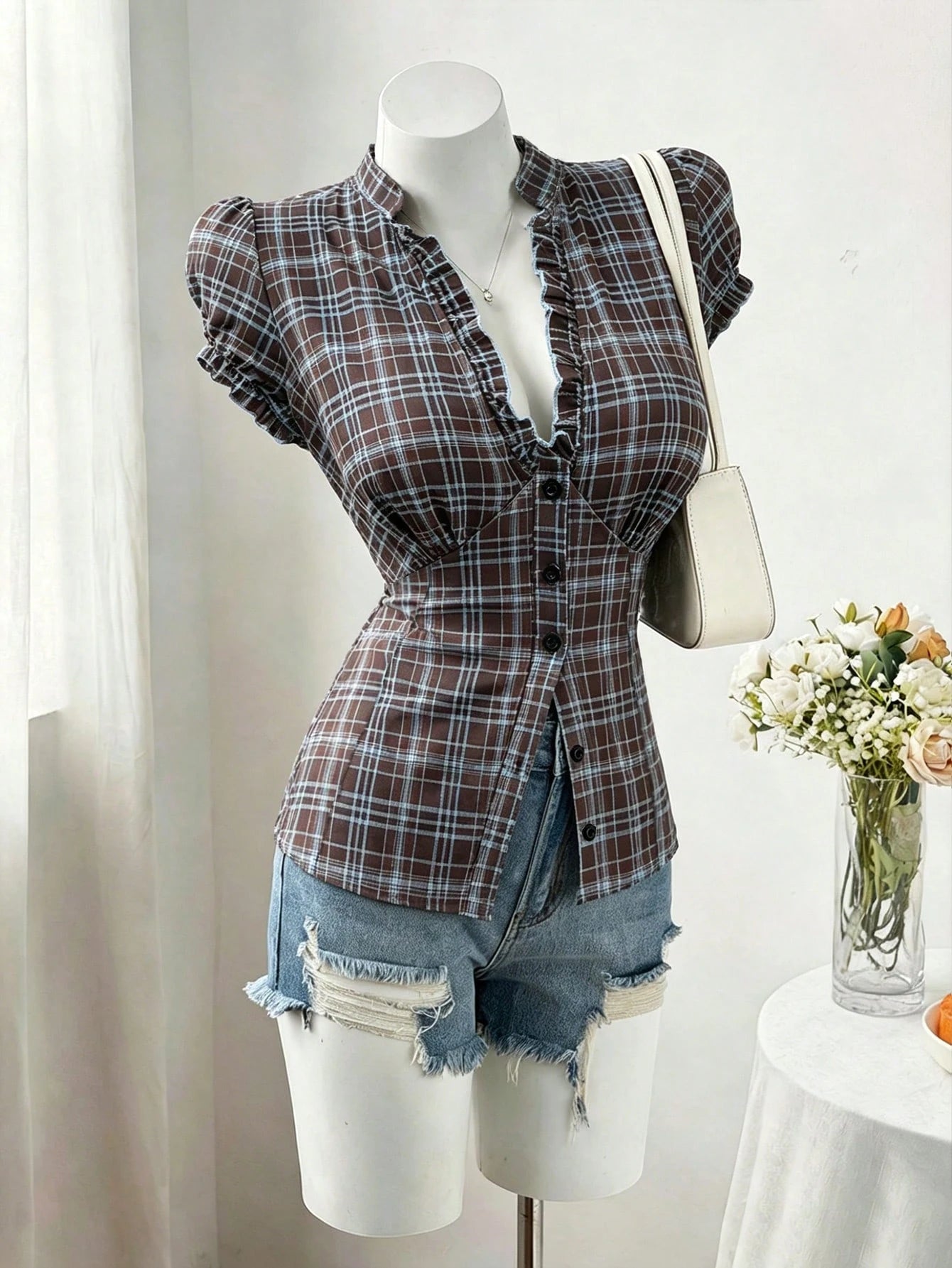Sweetra Plus Size Fashion Versatile Minimalist Polka Dot Design Niche Elegant Sweet Short Sleeve Fitted Blouse