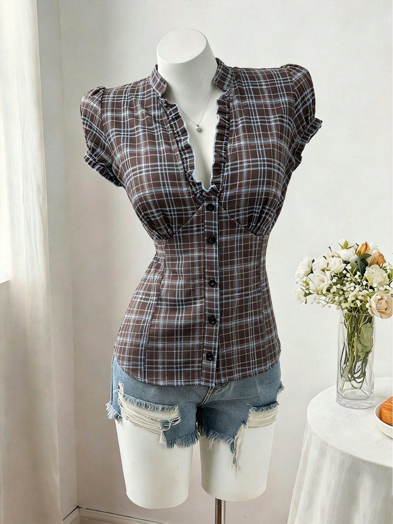 Sweetra Plus Size Fashion Versatile Minimalist Polka Dot Design Niche Elegant Sweet Short Sleeve Fitted Blouse