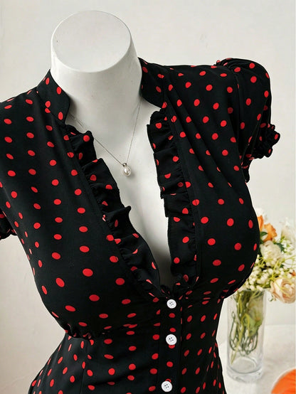 Sweetra Plus Size Fashion Versatile Minimalist Polka Dot Design Niche Elegant Sweet Short Sleeve Fitted Blouse