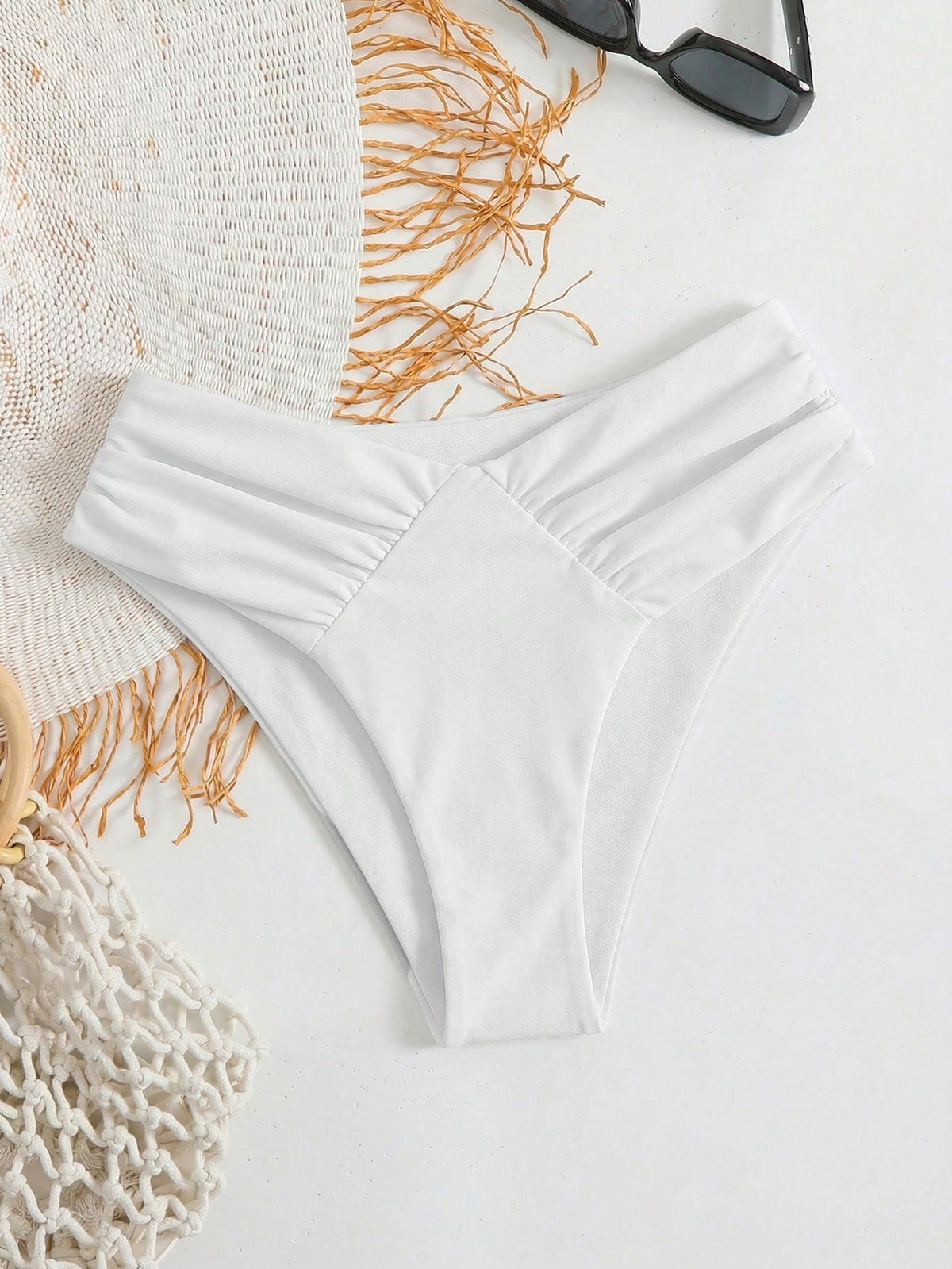 Swim Basics Summer Women's Sexy V-Shape Bikini Bottom, Minimalist & Fashionable For Casual Daily Wear