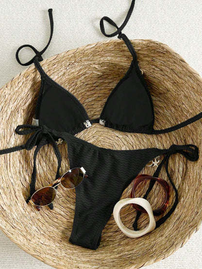 Swim Mod Women's Vacation Patchwork Crochet Strap Shell Decor Textured Fabric Tie Front Bikini Set For Summer