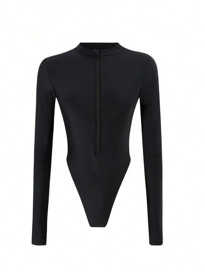 Swim SPRTY Springbreak Sports Style New Black Zip-Up Long Sleeve Fingerless Rash Guard For Women For Summer Beach Vacation
