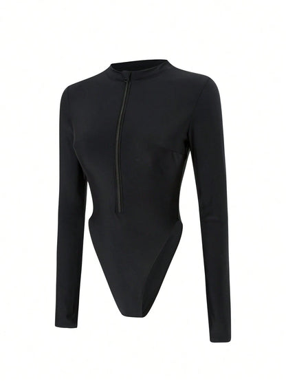 Swim SPRTY Springbreak Sports Style New Black Zip-Up Long Sleeve Fingerless Rash Guard For Women For Summer Beach Vacation