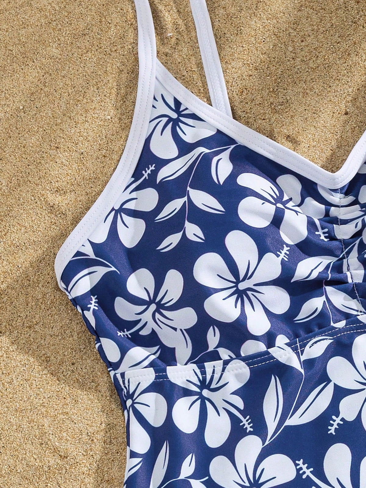 Swim SPRTY Women's Summer Casual Tropical Holiday Vacation Baby Blue Floral Hibiscus Print Cropped Cami Top High-Waisted Boyleg Shorts 2 Piece Swimsuit Set Surf