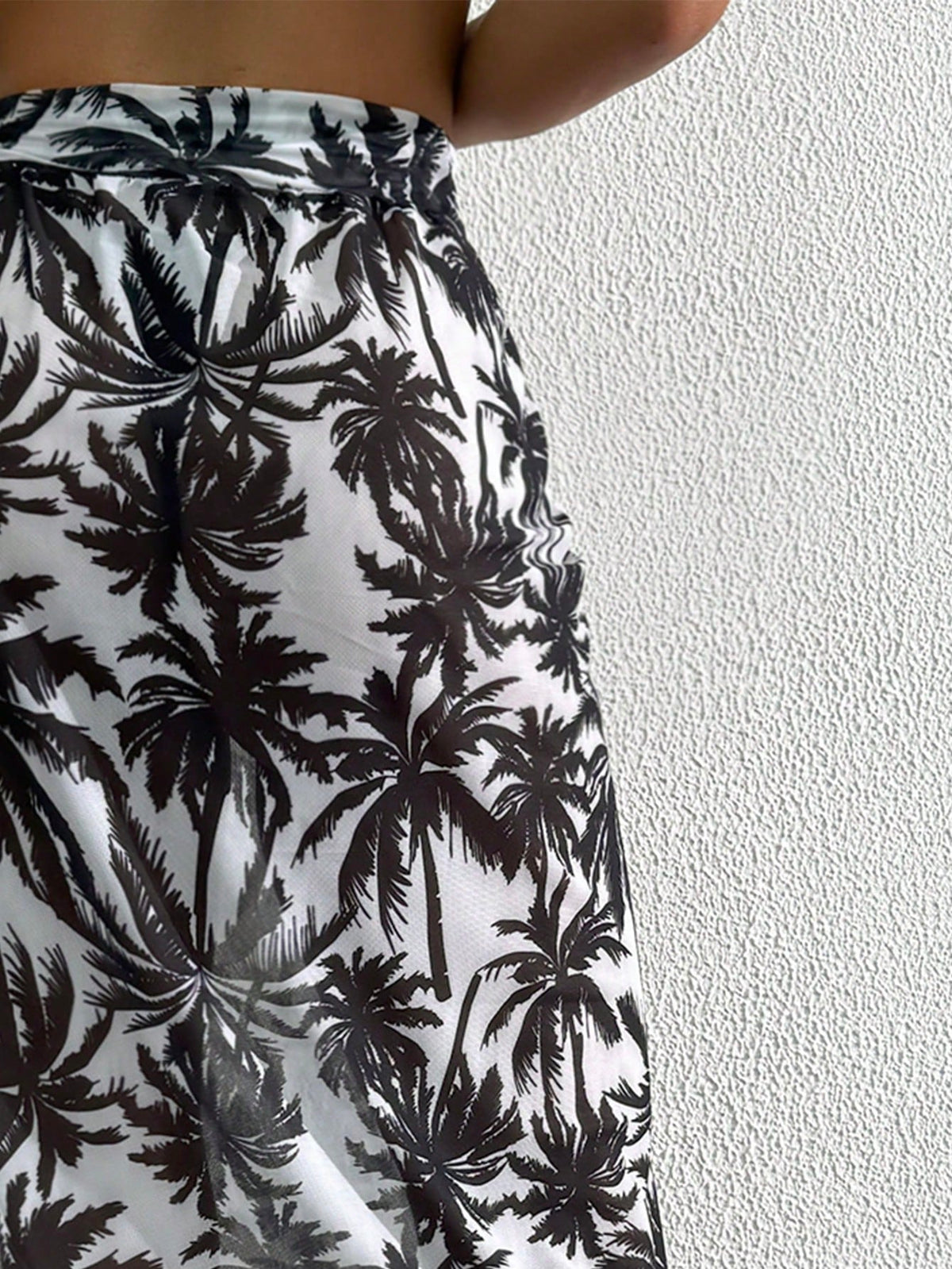 Swim Vcay 1 Pc Women's Long Sleeve Chiffon Printed Beach Cover Up, Black & White Palm Tree Pattern, Summer