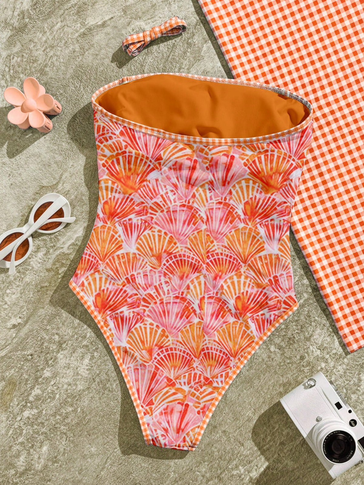 Swim Vcay Fashionable Ditsy Floral With Geometric Trim One-Piece Swimsuit, Popular Beach Wear For Spring/Summer