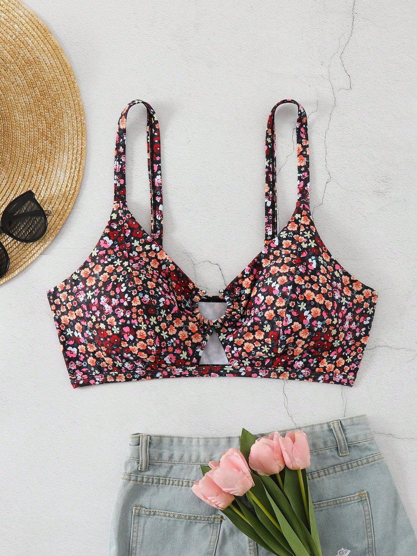 Swim Vcay Plus Size Women's Summer Beach Vacation Ditsy Floral Hollow Out Sexy Bikini Top