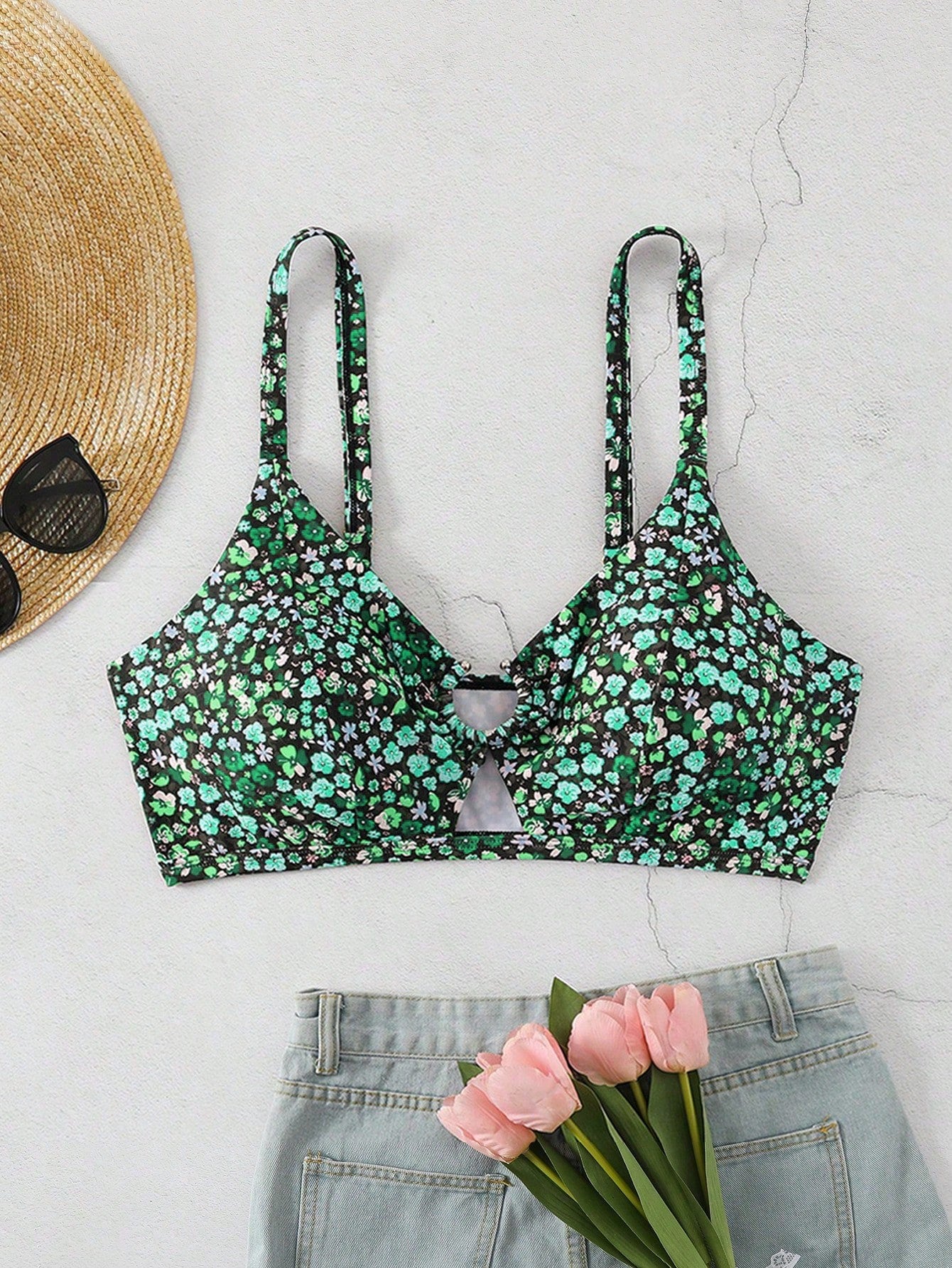 Swim Vcay Plus Size Women's Summer Beach Vacation Ditsy Floral Hollow Out Sexy Bikini Top