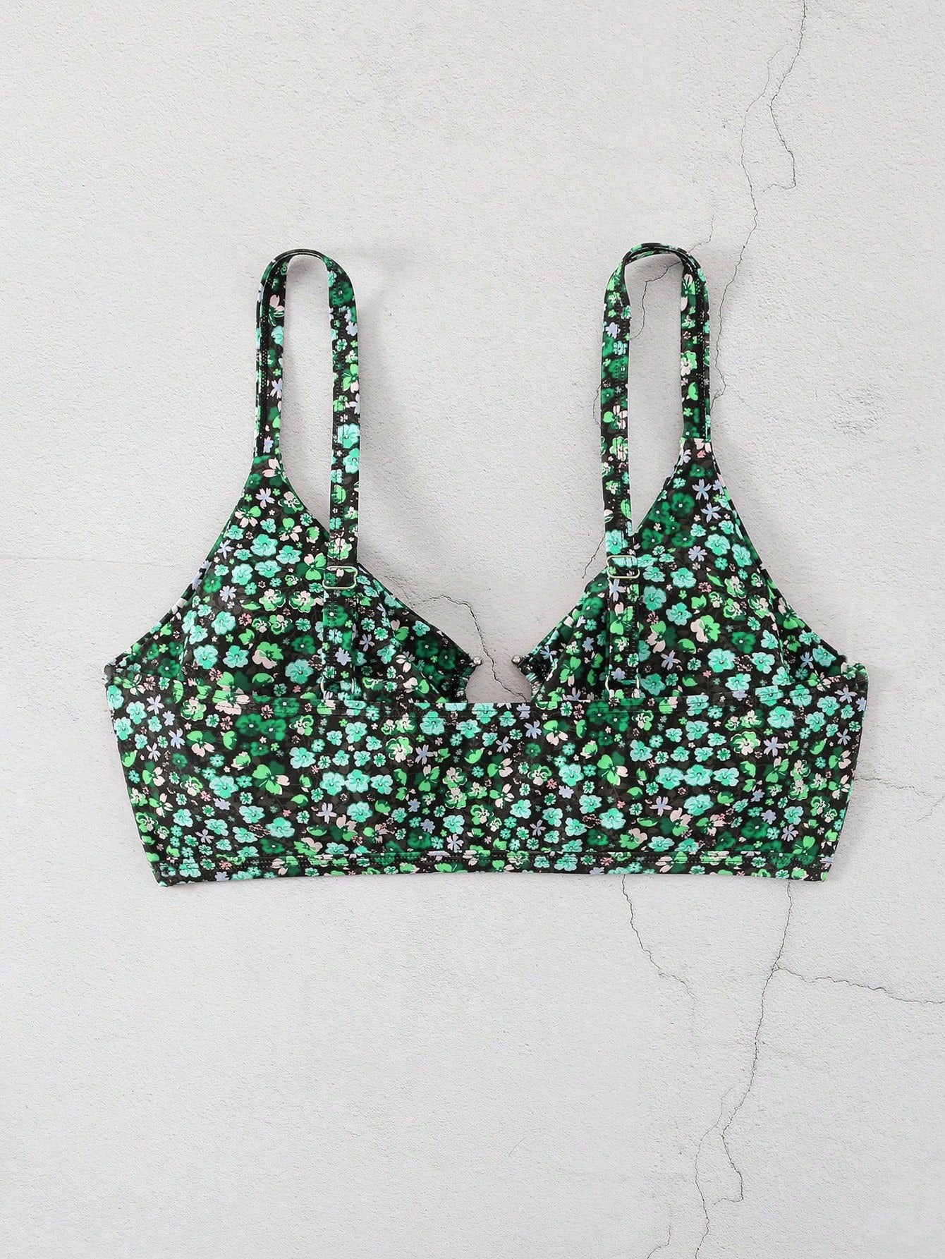 Swim Vcay Plus Size Women's Summer Beach Vacation Ditsy Floral Hollow Out Sexy Bikini Top