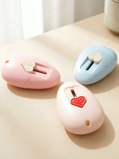 This Mini Portable Craft Knife Has A Cute Design And Wide Range Of Uses, Making It An Ideal Choice For Opening Packages, Cutting Paper And Creating Scrapbooks. Not Only Is It Stylish In Appearance, Bu