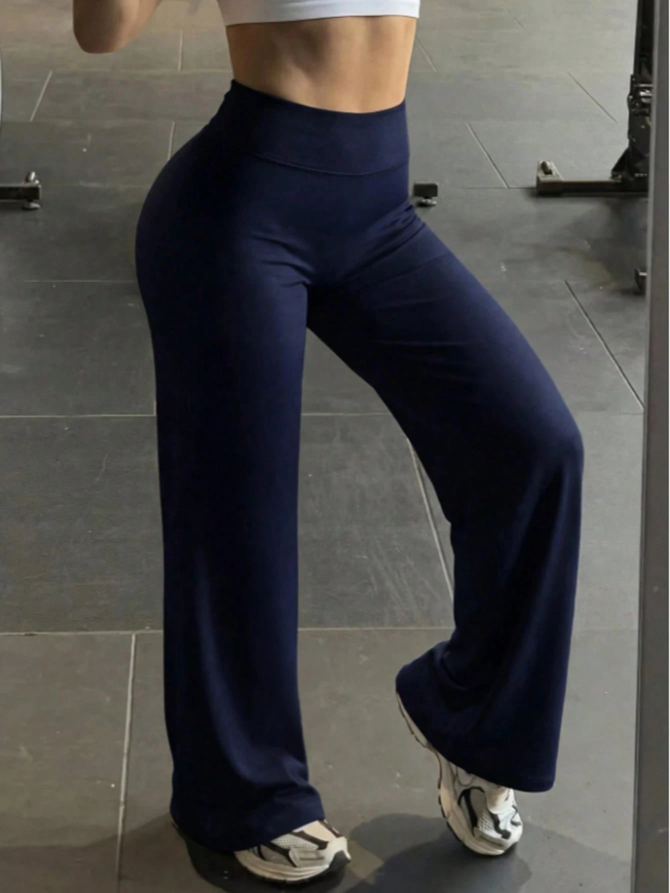 This Solid Color Yoga Wide-Leg Pants Are Comfortable And Slimming, Suitable For Running, Fitness, And Various Yoga Activities. Spring Sports
