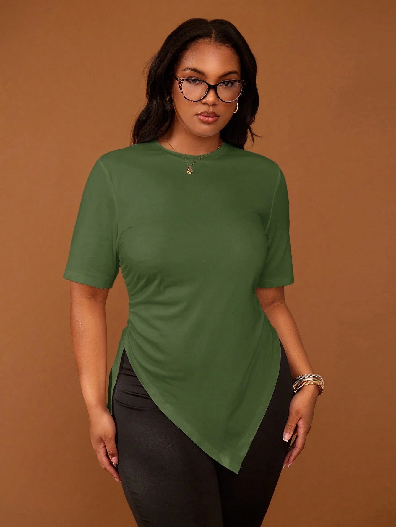 Veslaya Plus Size Women's Olive Green Summer Smart Casual Everyday Blouse,Round Neck Short Sleeve Ruched Hem Elegant Western Vacation Party Beach Streetwear